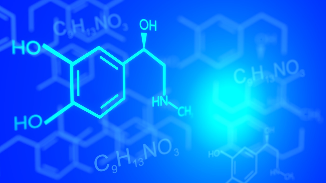 1. Amplia Resistencia Química